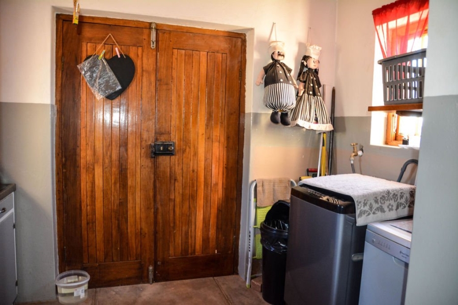 1 Bedroom Property for Sale in Vredendal Rural Western Cape